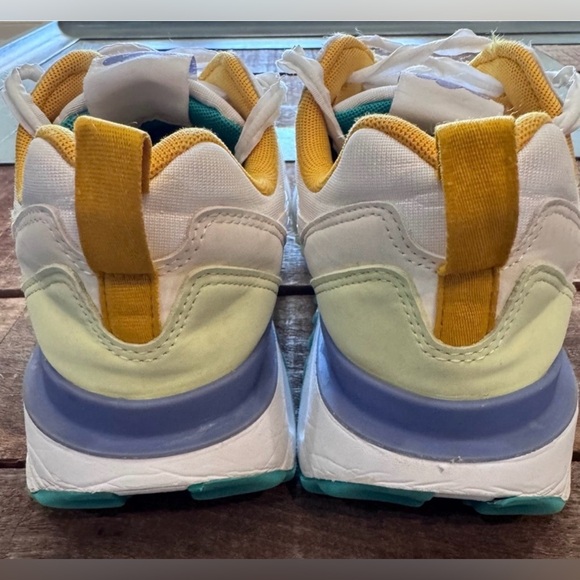 Nike Air Max Dawn Sneakers Womens 9 White Orange Retro Running Shoes - Picture 4 of 6